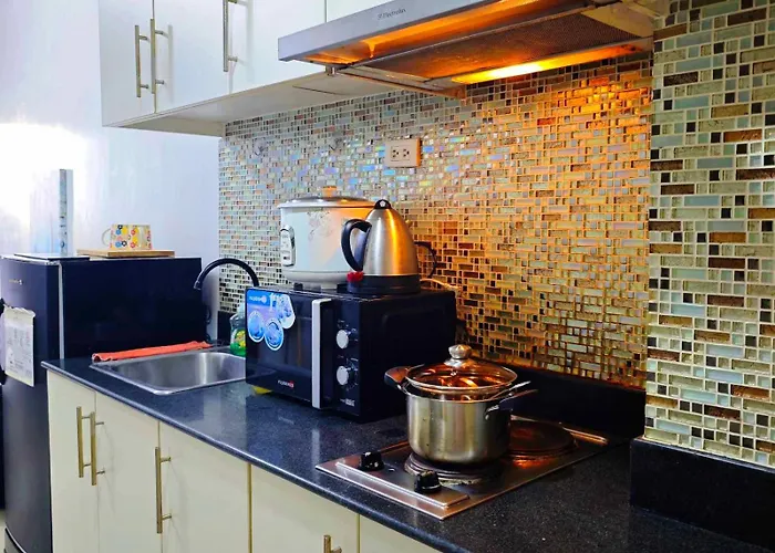 Sea Residences By Fernan Near Moa & Naia Pool View Apartahotel